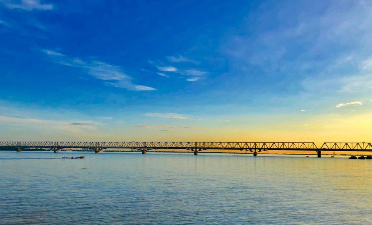 Excel River View Yangon Eksteriør bilde