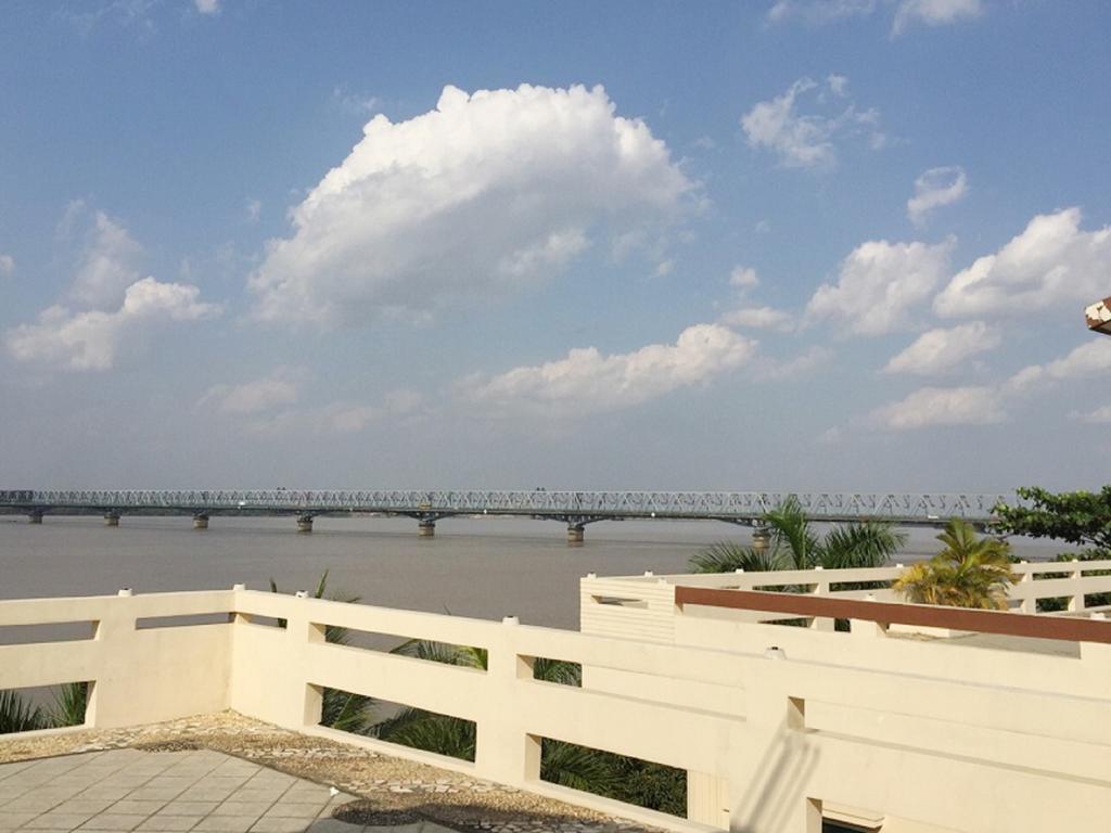 Excel River View Yangon Eksteriør bilde